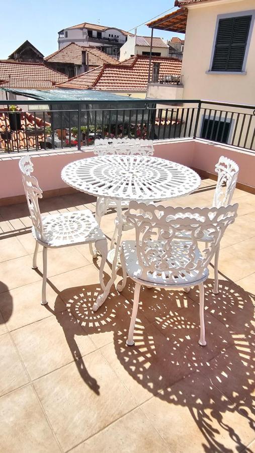 Garden And Seaview Apartment - Free Parking Funchal  Buitenkant foto