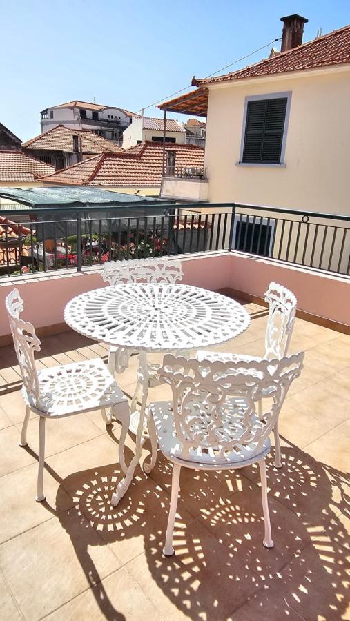 Garden And Seaview Apartment - Free Parking Funchal  Buitenkant foto