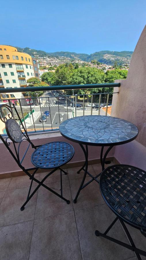 Garden And Seaview Apartment - Free Parking Funchal  Buitenkant foto